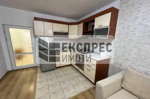 Mob 1 Schlafzimmer Wohnung, Farmers' Market