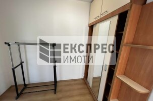 Mob 1 Schlafzimmer Wohnung, Farmers' Market