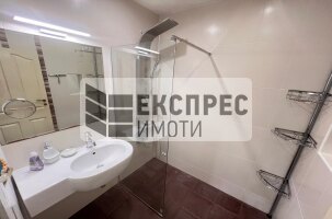  2 Schlafzimmer Wohnung, Regional hospital