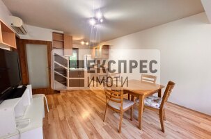 Обзаведен, Двустаен апартамент, Окръжна болница