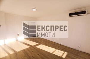 НЕОБЗАВЕДЕН Тристаен апартамент, Чайка