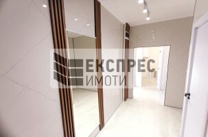 НЕОБЗАВЕДЕН Тристаен апартамент, Чайка