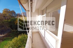 НЕОБЗАВЕДЕН Тристаен апартамент, Чайка