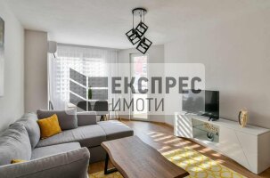 Furnished 2 bedroom apartment, Center