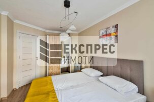 Furnished 2 bedroom apartment, Center
