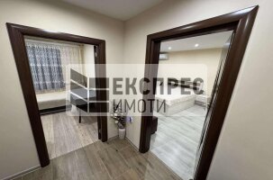 Обзаведен, Двустаен апартамент, Владислав Варненчик