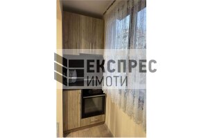 Обзаведен, Двустаен апартамент, Владислав Варненчик