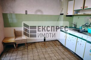 ЗА РЕМОНТ, Необзаведен, Двустаен апартамент, Владислав Варненчик