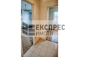 ЗА РЕМОНТ, Необзаведен, Двустаен апартамент, Владислав Варненчик