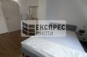 Обзаведен Тристаен апартамент, Център