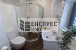 Обзаведен Тристаен апартамент, Център