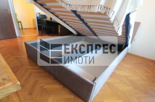 Обзаведен Двустаен апартамент, Червен площад