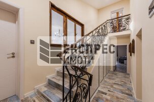 Обзаведена Къща, Аспарухово