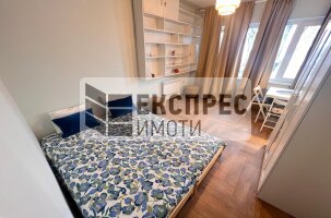 Обзаведен Тристаен апартамент, Център