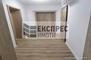 Nomöbliert 3 Schlafzimmer Wohnung, Center