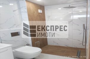 Nomöbliert 3 Schlafzimmer Wohnung, Center