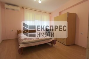 Обзаведен Тристаен апартамент, Окръжна болница