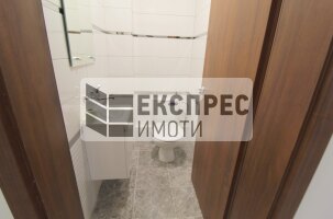 Полуобзаведен Тристаен апартамент, м-т Траката