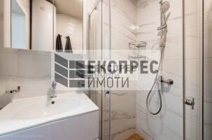 НОВ, ОБЗАВЕДЕН Двустаен апартамент, м-т Траката