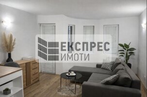  Studio, Grand Mall Varna