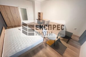  3 Schlafzimmer Wohnung, Regional hospital