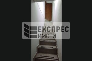  Gewerbeflächen, Farmers' Market