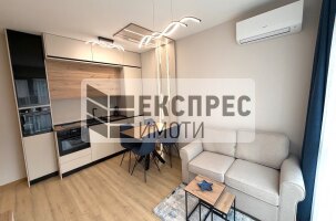 Нов, Луксозен, Обзаведен Двустаен апартамент, Окръжна болница