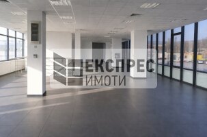 Трърговска зала Магазин, Метро