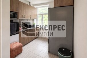 Двустаен Двустаен апартамент, Център