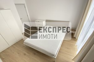 ОБЗАВЕДЕН Двустаен апартамент, Колхозен пазар