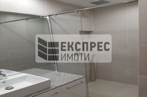 Нов, Луксозно Обзаведен Тристаен апартамент, Студентски град