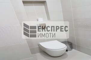 Нов, Луксозно Обзаведен Тристаен апартамент, Студентски град