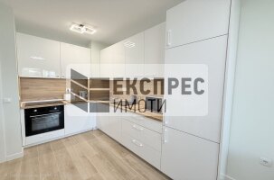  1 Schlafzimmer Wohnung, St. Constantine and Elena