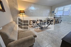 Furnished 2 bedroom apartment, Red Square