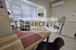 Furnished 2 bedroom apartment, Red Square