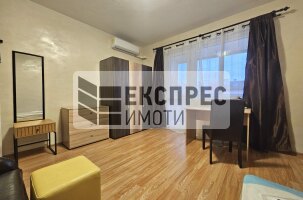 Furnished 2 bedroom apartment, Red Square