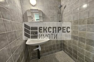 Furnished 2 bedroom apartment, Red Square