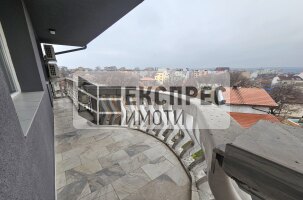 Нов, Обзаведен Двустаен апартамент, Гранд Мол Варна