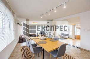 Luxuriös Penthouse, Greek area