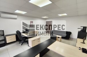 ОБЗАВЕДЕН Офис, Колхозен пазар