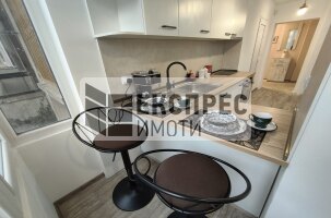 ОБЗАВЕДЕН Двустаен апартамент, Гръцка махала