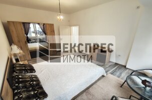 ОБЗАВЕДЕН Двустаен апартамент, Гръцка махала