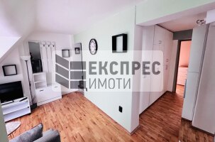 Обзаведен, Тристаен апартамент, Окръжна болница