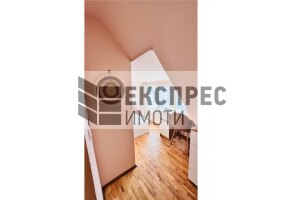 Обзаведен, Тристаен апартамент, Окръжна болница