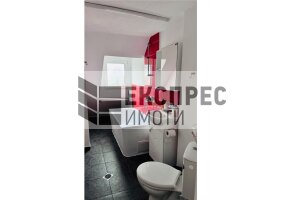 Обзаведен, Тристаен апартамент, Окръжна болница