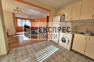 Обзаведен Четиристаен апартамент, Бриз