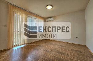 Обзаведен Четиристаен апартамент, Бриз