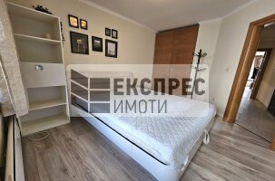 Luxury Furnished 2 Schlafzimmer Wohnung, Regional hospital