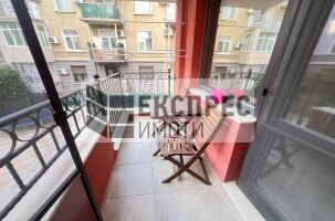 Neu, Möbliert 1 Schlafzimmer Wohnung, Center