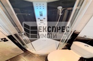 Обзаведен Многостаен апартамент, Окръжна болница